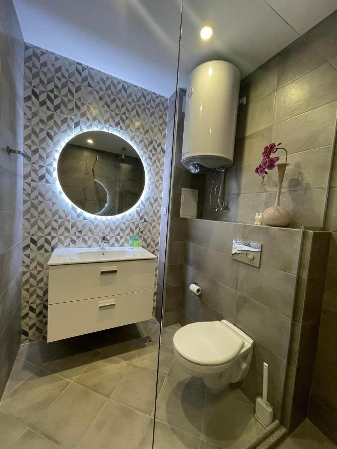 Apartments Mir Varna City Exterior foto